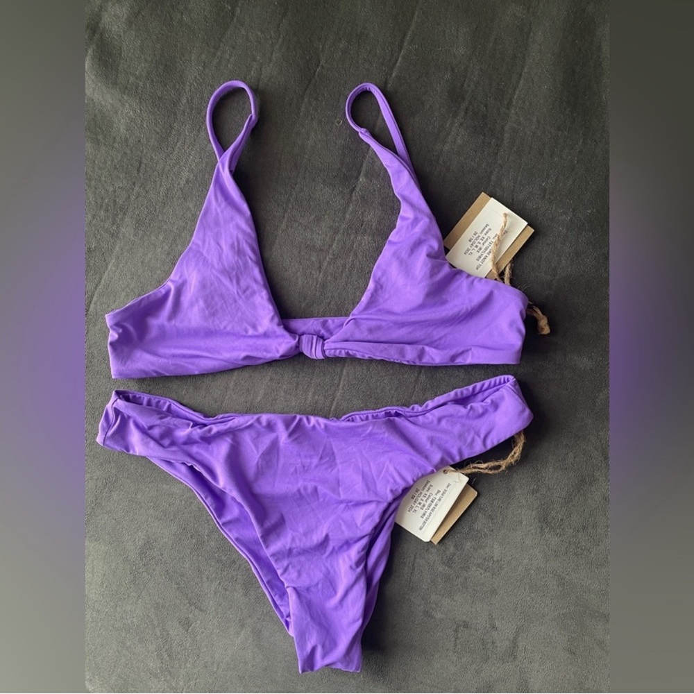 Toast Swim Iris Low Rise Hipster and Knot Top. Size Small.